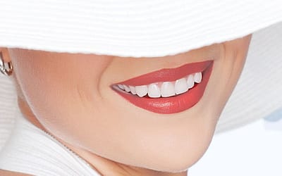 Quer ter um sorriso branco? Saiba mais sobre clareamento dentário!