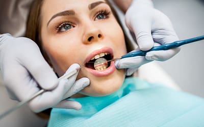 Doença periodontal: Saiba todos os detalhes e trate o seu problema na For Dent.
